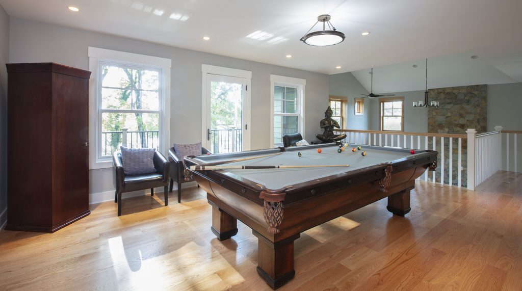 Forested-Escape-on-the-Water-Loft-view-pool-table2000px-1024x571.jpg